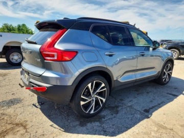 Volvo XC40 Crossover 2.0 T5 247KM 2019 Volvo XC 40 T5 R-Design 2019 2.0 Benzyna 248KM, zdjęcie 3