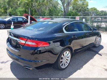 Jaguar XF I Sedan Facelifting 5.0 V8 385KM 2012 Jaguar XF 2012 Jaguar XF 4dr Sdn 5.0 Benzyna 385KM, zdjęcie 3