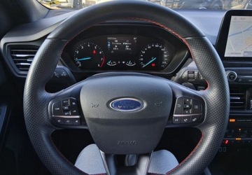 Ford Focus IV Hatchback 1.0 EcoBoost 125KM 2021 Ford Focus Ford Focus 1.0 Ecoboost ST-Line X - Dealer Honda Karlik Poznan, zdjęcie 9