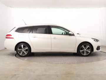 Peugeot 308 II SW Facelifting 1.2 PureTech 130KM 2018 Peugeot 308 1.2 PureTech, Salon Polska, Skóra, zdjęcie 5