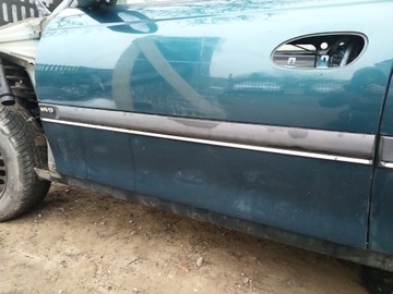 DVEŘE OPEL OMEGA B LEVÉ PŘEDNÍ KOL Z 283