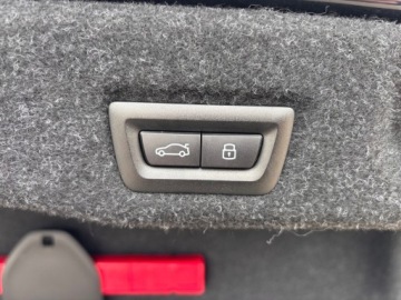 BMW Seria 5 G90-91 Touring 2.0 520d 197KM 2025 BMW 520 BMW 520 M Pakiet,M Pro,komfort,IconicGlow,, zdjęcie 32