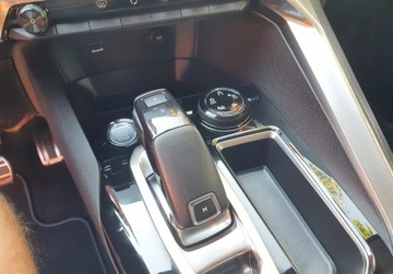 Peugeot 3008 II Crossover 1.2 PureTech 130KM 2019 Peugeot 3008 CrossWay Kamera Serwis GetHelp 1.2 Benzyna 130KM, zdjęcie 17