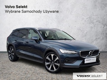 Volvo V60 II  2021 Volvo V60 Cross Country Volvo V60 Cross Country B4, zdjęcie 2