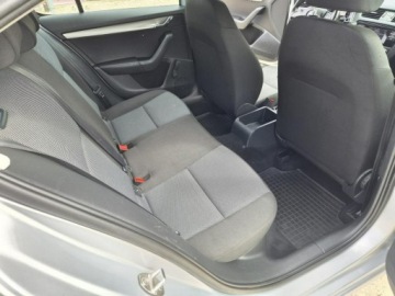Skoda Octavia III Liftback 1.6 TDI 110KM 2016 Škoda Octavia Skoda Octavia 1,6 Tdi, zdjęcie 7