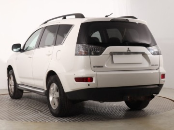 Mitsubishi Outlander II 2.0 MIVEC 147KM 2011 Mitsubishi Outlander 2.0, Salon Polska, zdjęcie 3