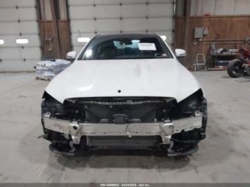 Mercedes Klasa E W214 2023 Mercedes-Benz Klasa E 350 4Matic 2023 2.0l 2.0 Benzyna 255KM, zdjęcie 9