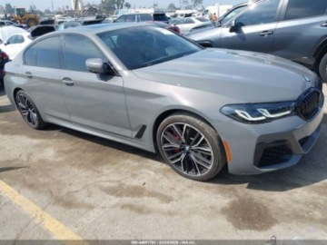 BMW Seria 5 G30-G31 2022 BMW Seria 5 540I 2022 3.0 Benzyna 335KM, zdjęcie 6