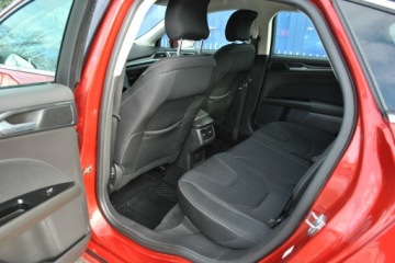 Ford Mondeo V Liftback Facelifting 2.0 EcoBlue 150KM 2020 Ford Mondeo Liftback Titanium 2,0EcoBlue 150KM A8, zdjęcie 11