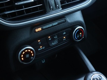 Ford Focus IV Kombi 1.5 EcoBlue 120KM 2019 Ford Focus 1.5 TDCi, Salon Polska, Klima, zdjęcie 14