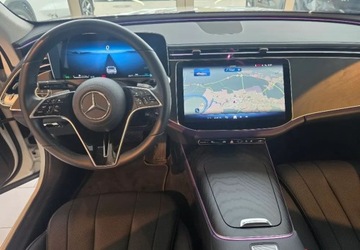 Mercedes Klasa E W214 2025 Mercedes-Benz Klasa E Salon Polska Aut 9G 4x4 5L radary 2.0 Diesel 195KM, zdjęcie 3