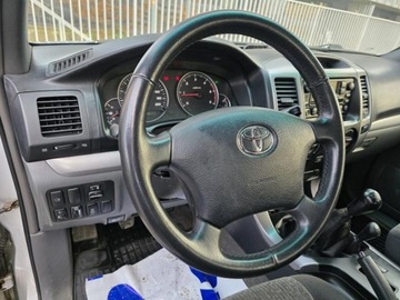 Toyota Land Cruiser IV 3.0 D-4D 163KM 2005 TOYOTA LAND CRUISER 3.0l diesel DOHC 166KM * Bezwypadkowy * konserwacja, zdjęcie 6