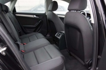 Audi A4 B8 Limousine Facelifting 2.0 TDI 177KM 2012 Audi A4 Limousine 2.0 TDI CR 177 KM, 4x4, Lift, Navi, Biksenon, LED, Zarej, zdjęcie 27