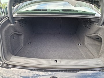 Audi A4 B9 Limousine Facelifting 2.0 30 TDI 136KM 2022 Audi A4 Limousine 30 TDI mHEV S tronic - 136KM/Tem, zdjęcie 12