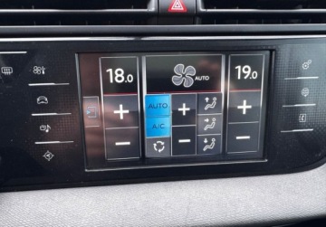Citroen C4 Picasso II Picasso 1.6 THP 165KM 2016 Citroen C4 Picasso bezwypadekpanoramaexlusivealu 17automatperla 1.6, zdjęcie 14