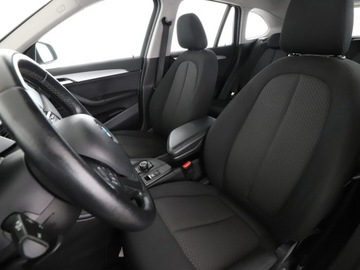 BMW X1 F48 Crossover Plug-In 1.5 25e 220KM 2021 BMW X1 xDrive 25e Advantage Plug-in Navi, zdjęcie 12