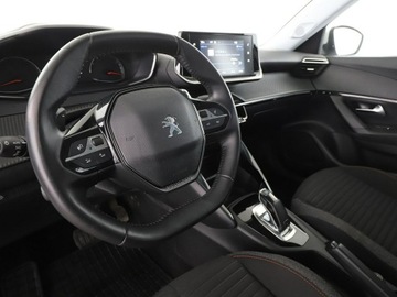 Peugeot 2008 II SUV 1.2 PureTech 130KM 2021 Peugeot 2008 automat LED klima auto kamera i, zdjęcie 13