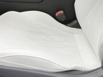 Mercedes CLE Coupe 2.0 300 258KM 2026 MERCEDES-BENZ CLE 300 4-Matic AMG Line 2.0 (258KM) 2026, zdjęcie 5