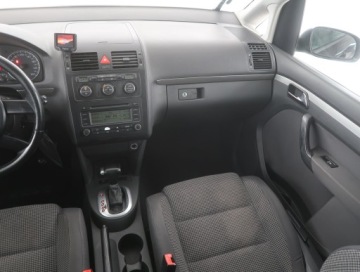 Volkswagen Touran I 1.9 TDI 105KM 2004 VW Touran 1.9 TDI, DSG, Klima, Klimatronic,ALU, zdjęcie 7