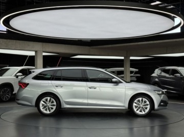 Skoda Octavia IV Kombi 2.0 TDI 115KM 2021 Skoda Octavia Ambition DSG CarPlay Android Auto Kamera cofania LED FV, zdjęcie 5