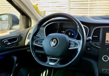 Renault Megane IV 2017 Renault Megane Renault Megane ENERGY TCe 130 EDC BOSE EDITION 1.2 Benzyna, zdjęcie 6