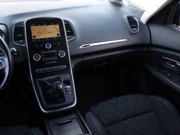 Renault Scenic IV 1.3 Energy TCe 140KM 2018 Renault Scenic 1.3 TCe, Navi, Klima, Klimatronic, zdjęcie 7