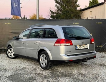 Opel Vectra C 2005 Opel Vectra Opel Vectra 1.9d Dlugo wazne OC i Przeglad KLIMATYZACHA HAK, zdjęcie 3