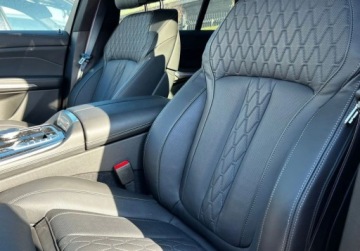 BMW X5 G05 SUV Plug-In Facelifting 3.0 50e 490KM 2025 BMW X5 Samochod DEMO dostepny z leasingiem 100 BMW Bonkowscy Wroclaw, zdjęcie 19