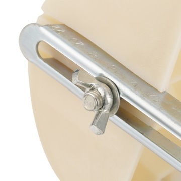 Пластиковая высокая извилистая форма