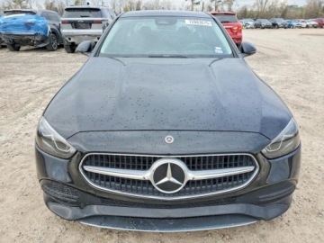 Mercedes Klasa C W206 2023 Mercedes-Benz Klasa C 300 4Matic 2023 2.0 Benzyna 255KM, zdjęcie 5