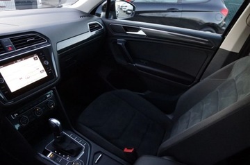 Volkswagen Tiguan II SUV 2.0 TDI 190KM 2018 Volkswagen Tiguan 2.0 TDI CR 190 KM, 4x4, Virtual, Navi, Kamera, Webasto,, zdjęcie 20