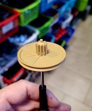 ШЕСТЕРНЯ ДЛЯ МЕХАНИЗМА CDM 4/19 + РЕМЕНЬ