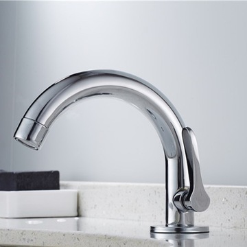 Pojedynczy kran ze stali nierdzewnej z zimną wodą