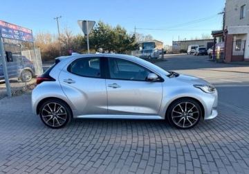 Toyota 2023 Toyota Yaris 1.5i HYBRID Full led Navi Kamera 18.000 km 1.5 Benzyna, zdjęcie 21