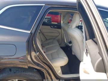 Volvo XC60 II 2022 Volvo XC 60 B5 Inscription 2022 2.0l 2.0 Benzyna 247KM, zdjęcie 12