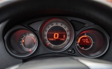 Citroen C4 II Hatchback 5d 1.6 HDi 92KM 2013 Citroen C4 1.6eHDI 92KM Climatron 2xOpony po Serwisie Gwarancjia 1.6, zdjęcie 16