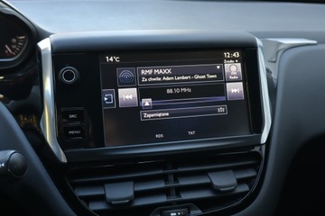 Peugeot 208 I Hatchback 5d Facelifting 1.2 PureTech 82KM 2015 Peugeot 208 1.2 PureTech, Salon Polska, Klima, zdjęcie 12