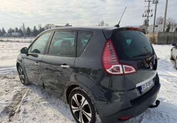 Renault Scenic III Van 1.4 TCe 16v 130KM 2011 Renault Scenic Renault Scenic 1.4 16V TCE Bose Edition 1.4 Benzyna 130KM, zdjęcie 5