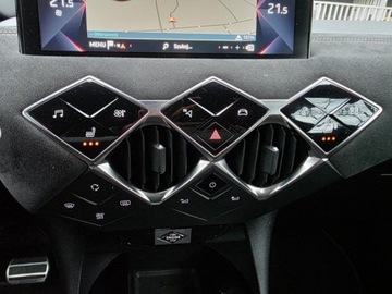  DS 3 CROSSBACK PERFORMANCE LINE + 1.2l benzyna 130KM*Dokumentacja serwisowa, zdjęcie 16