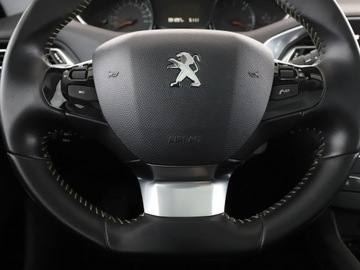 Peugeot 3008 II Crossover 1.6 BlueHDi 120KM 2017 Peugeot 3008 klima auto panorama navi czujniki, zdjęcie 20