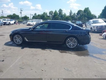 BMW Seria 7 G11-G12 2019 BMW Seria 7 750i 2019 4.4l 4.4 Benzyna 445KM, zdjęcie 2