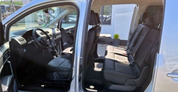 Volkswagen Caddy IV Kombi Maxi 2.0 TDI SCR BlueMotion Technology 150KM 2018 Volkswagen Caddy 2,0 TDI 150KM DSG MAXI 7-Osob Rampa Dla Niepelnosprawnych, zdjęcie 27