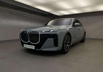 BMW Seria 7 G70 2024 BMW Seria 7 740d xDrive, M Pakiet, TV, Faktura VAT 23, Bezwypadkowy 3.0, zdjęcie 8