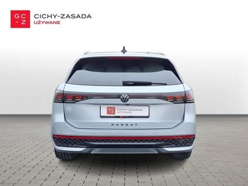 Volkswagen Passat B9 2024 Volkswagen Passat SalonPL 265KM 4x4 DSG R-line DCC Pakiety PANORAMA Kam.36, zdjęcie 5