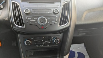 Ford Focus III Kombi Facelifting 1.0 EcoBoost 100KM 2016 Ford Focus 1.0i*101PS*OPŁACONY Bezwypadkowy, zdjęcie 22