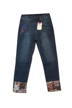 DESIGUAL NIEBIESKIE JEANSY HAFTY PRINT (24)