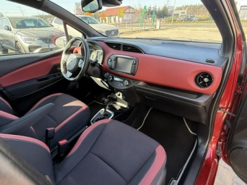 Toyota Yaris III Hatchback 5d Facelifting 2017 1.5 Hybrid 100KM 2018 Toyota Yaris Hybrid*Tylko 51000km*, zdjęcie 12