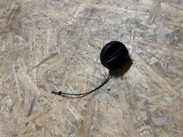 KOREK WLEWU PALIWA JEEP AVENGER 1.2