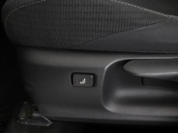 Toyota C-HR I Crossover 1.8 Hybrid 122KM 2019 Toyota C-HR navi kamera grzane fotele ACC, zdjęcie 35