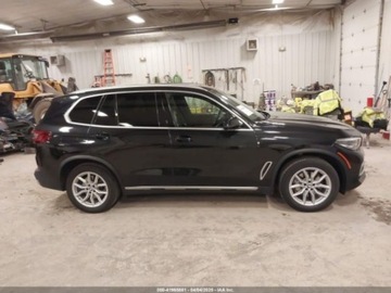 BMW X5 G05 2023 BMW X5 xDrive40I 2023 3.0l 3.0 Benzyna 335KM, zdjęcie 6